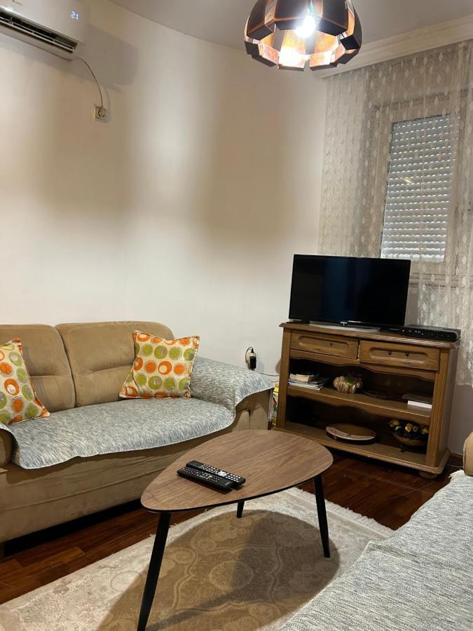 Apartment Sara Подгориця Екстер'єр фото