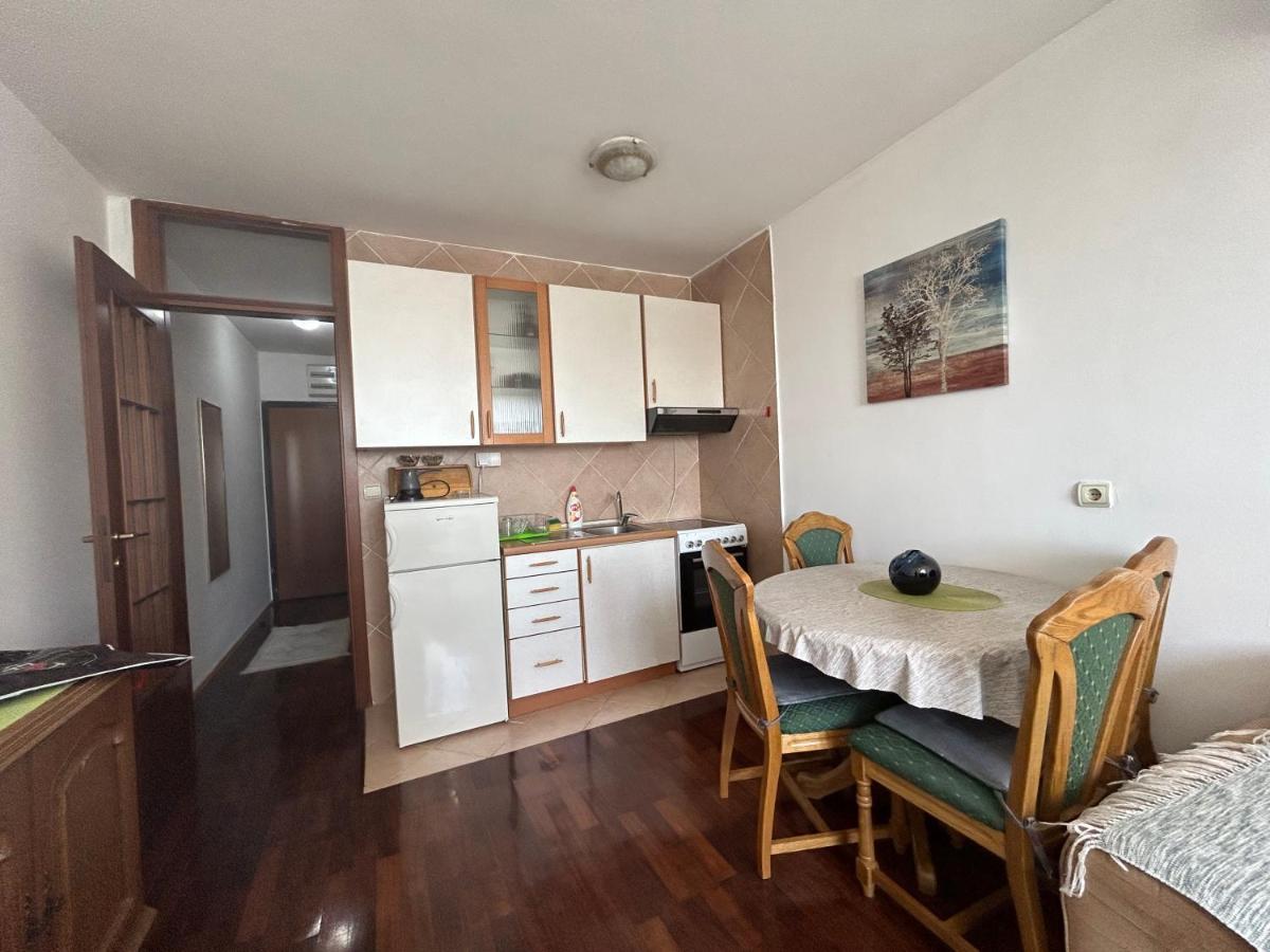 Apartment Sara Подгориця Екстер'єр фото